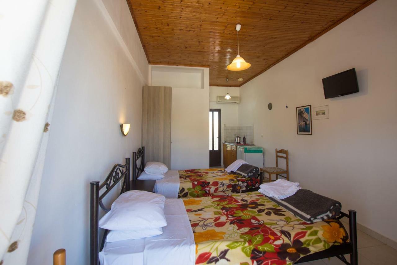 Plessas Studios Tsilivi  Exterior photo